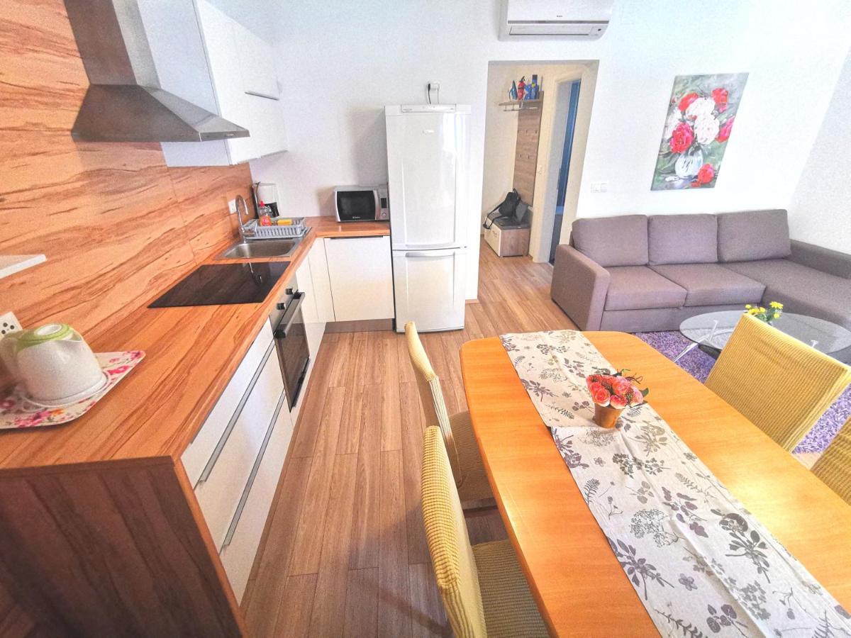 Vila Vodice Apartment Luaran gambar