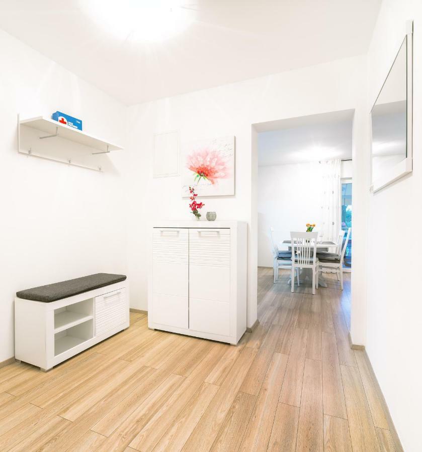 Vila Vodice Apartment Luaran gambar